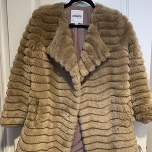MCCOY FAUX FUR COAT CAMEL BB Dakors